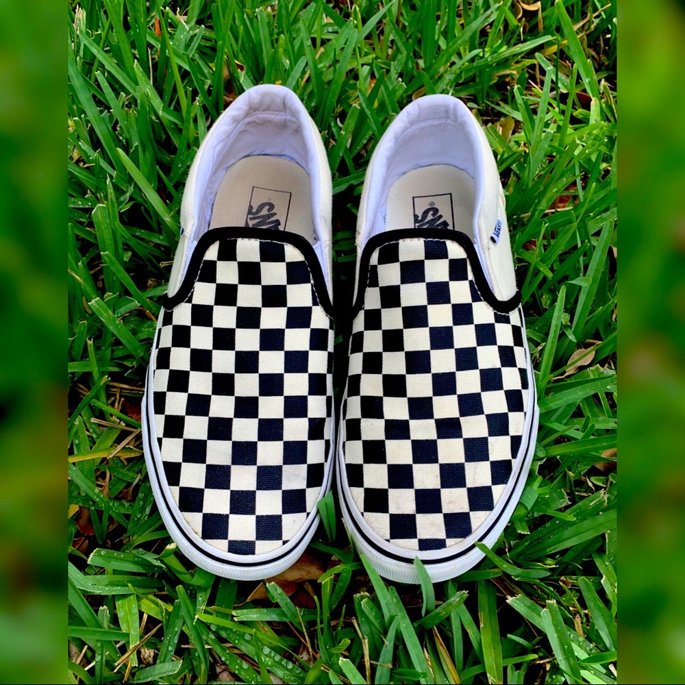 Vans Wht/Blk Checkerboard Slip On Sneakers SZ: 8
